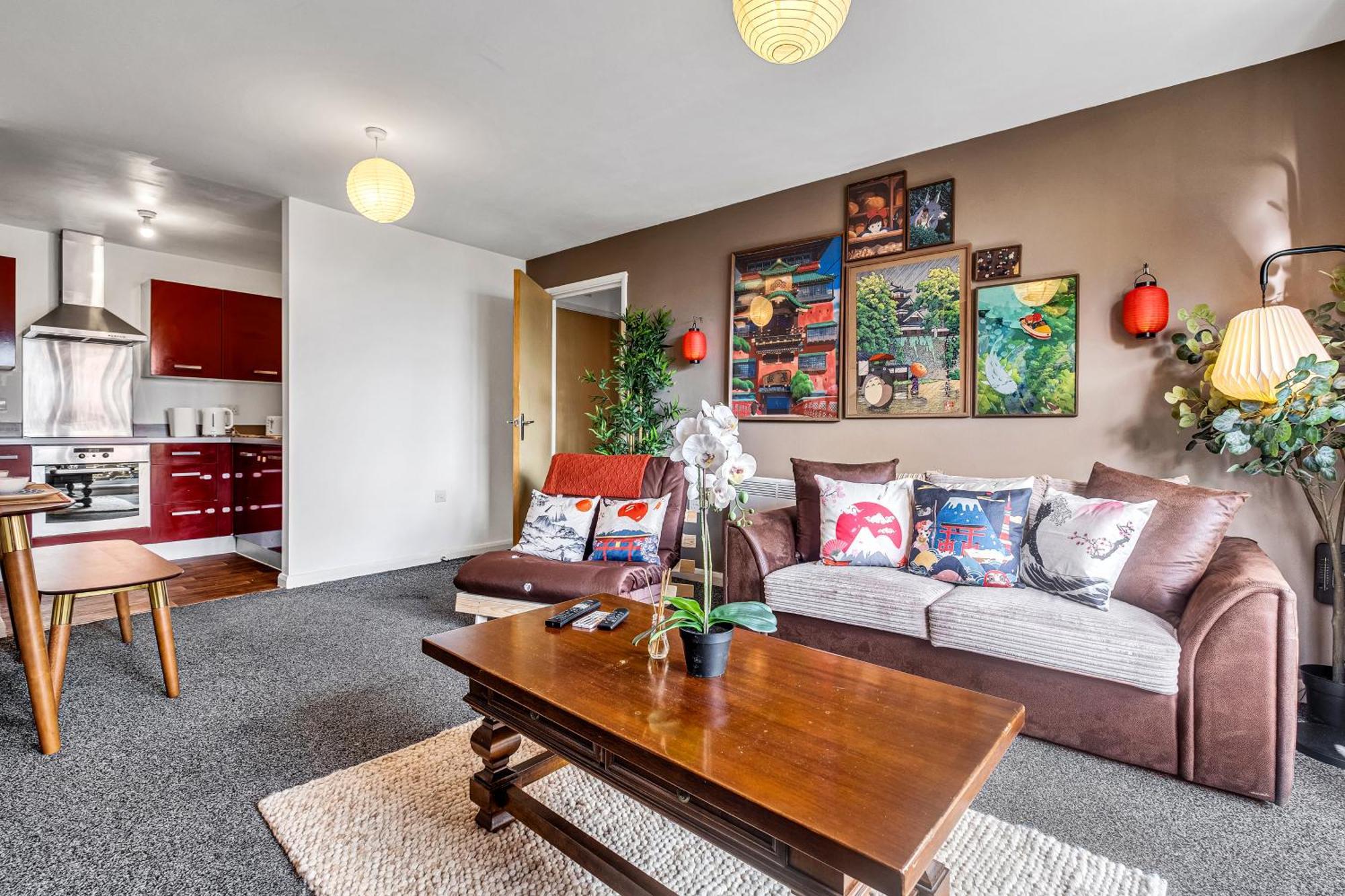 Anime Suite - Central And Free Parking With Netflix Birmingham Bagian luar foto