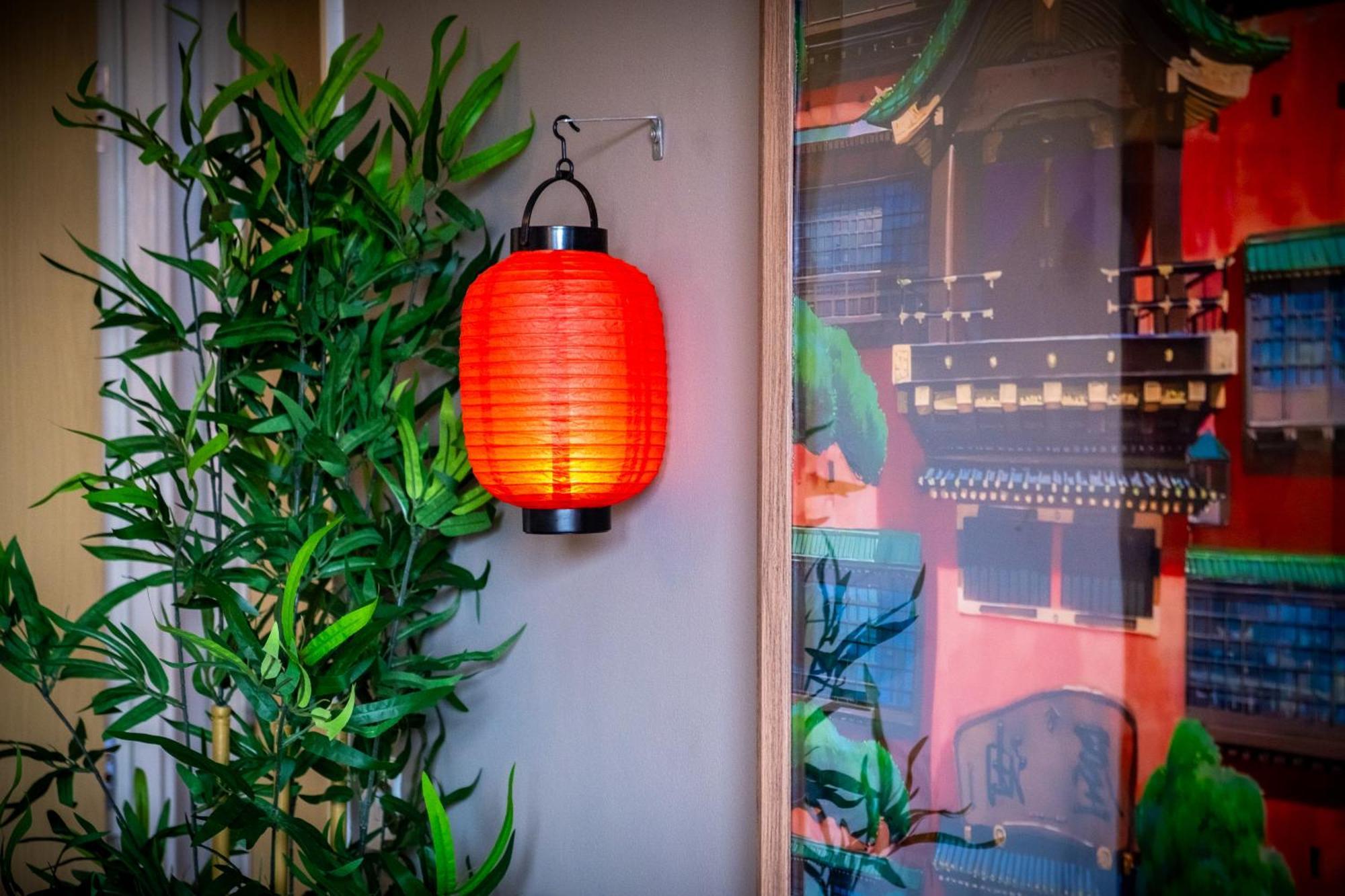 Anime Suite - Central And Free Parking With Netflix Birmingham Bagian luar foto