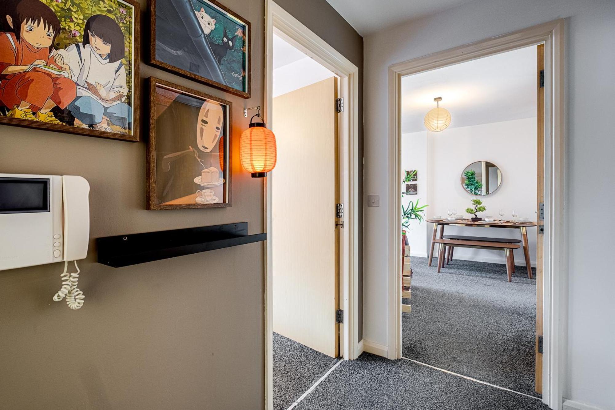 Anime Suite - Central And Free Parking With Netflix Birmingham Bagian luar foto