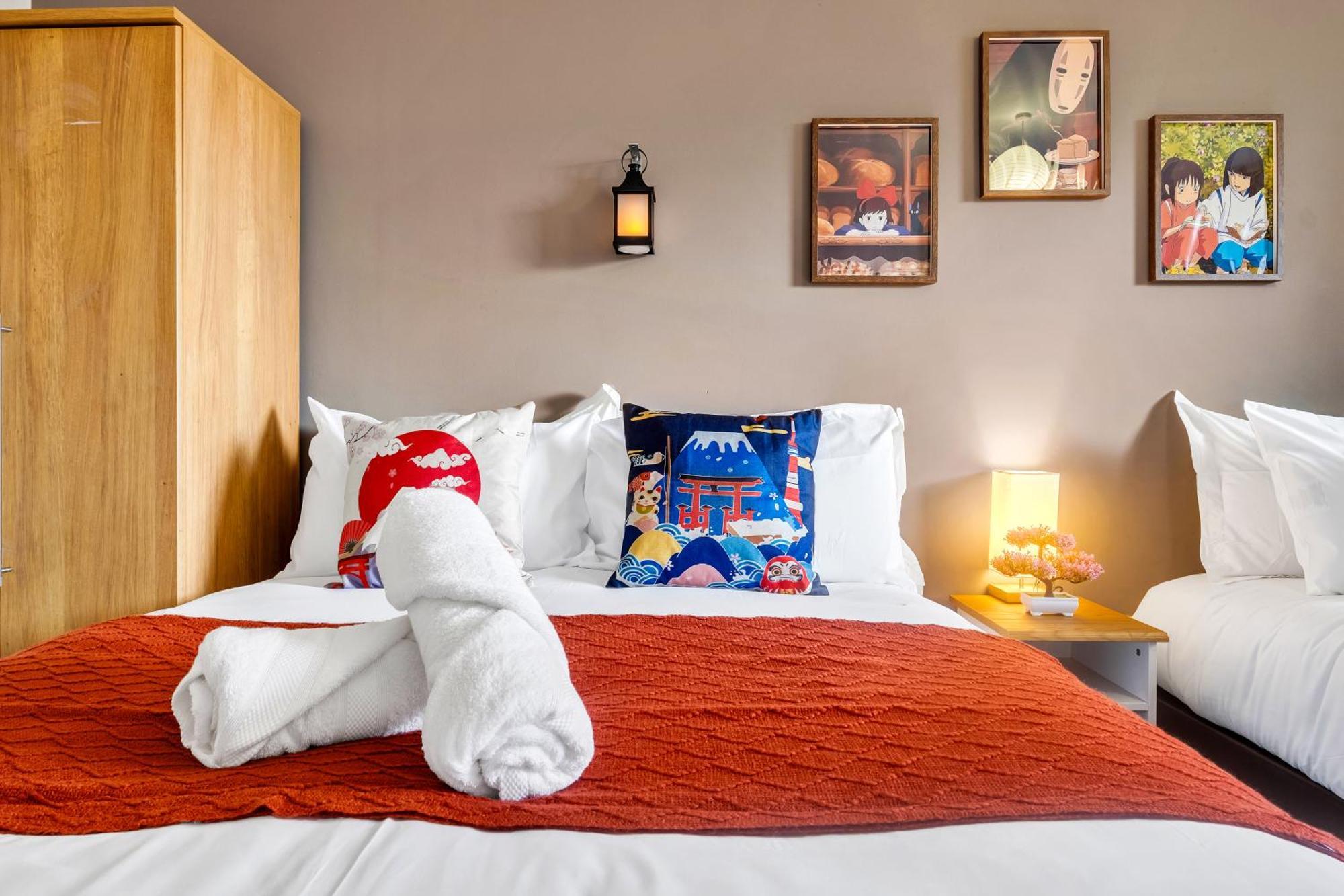 Anime Suite - Central And Free Parking With Netflix Birmingham Bagian luar foto