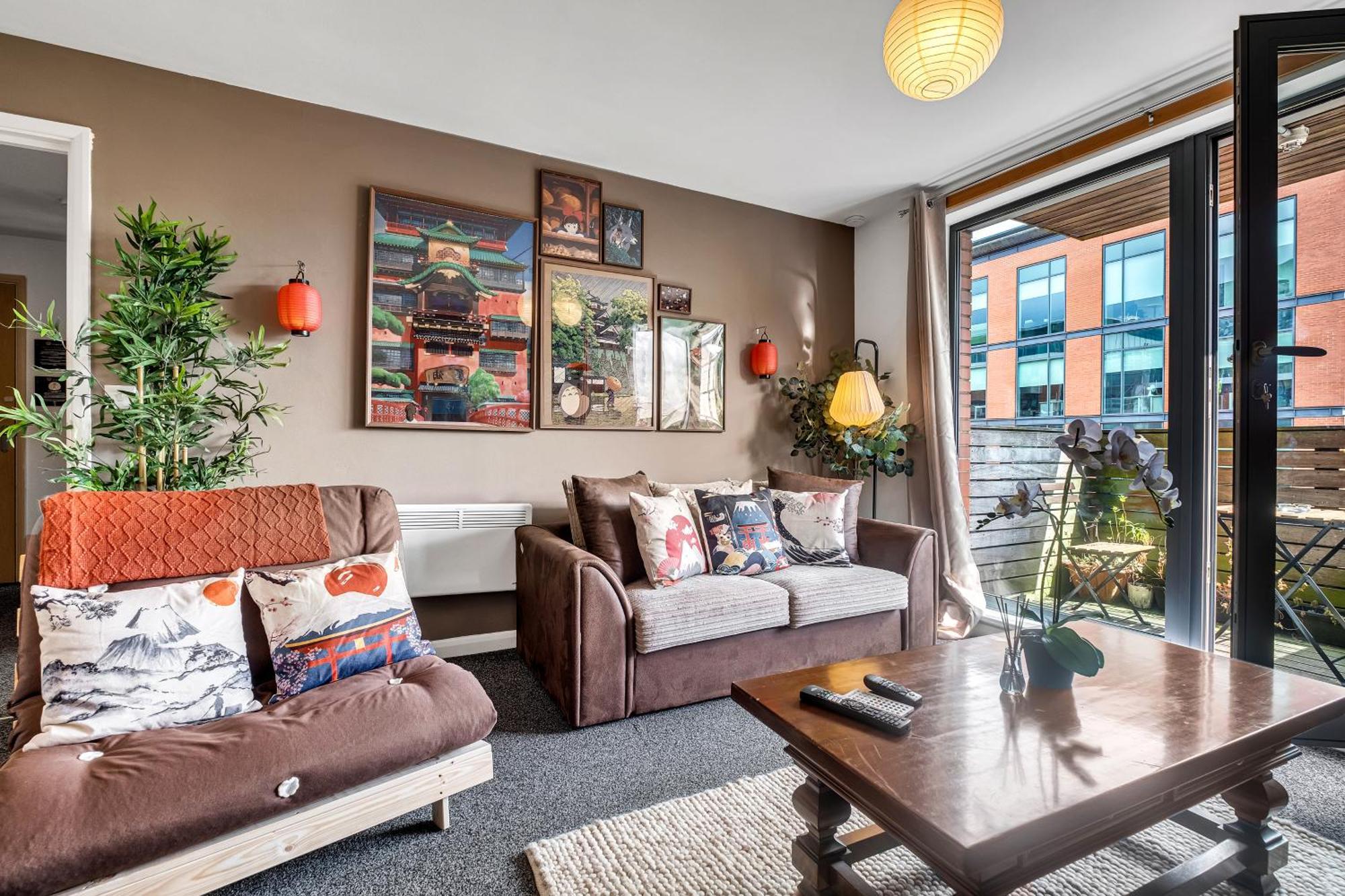 Anime Suite - Central And Free Parking With Netflix Birmingham Bagian luar foto