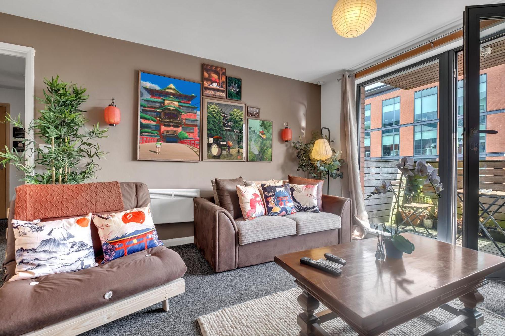 Anime Suite - Central And Free Parking With Netflix Birmingham Bagian luar foto